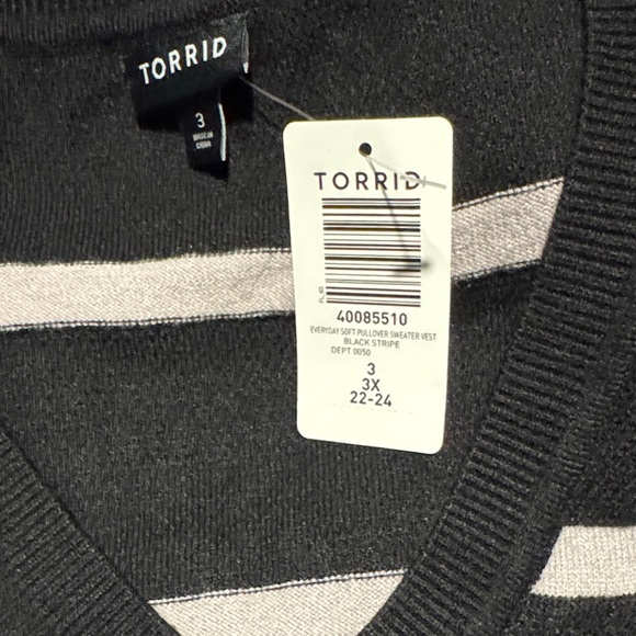 Torrid Black Striped Sweater Vest - Picture 5 of 5